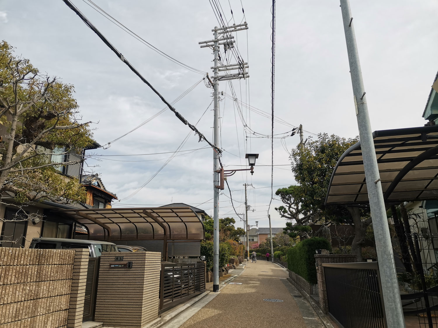 三国ヶ丘小学校 通学路 住宅街