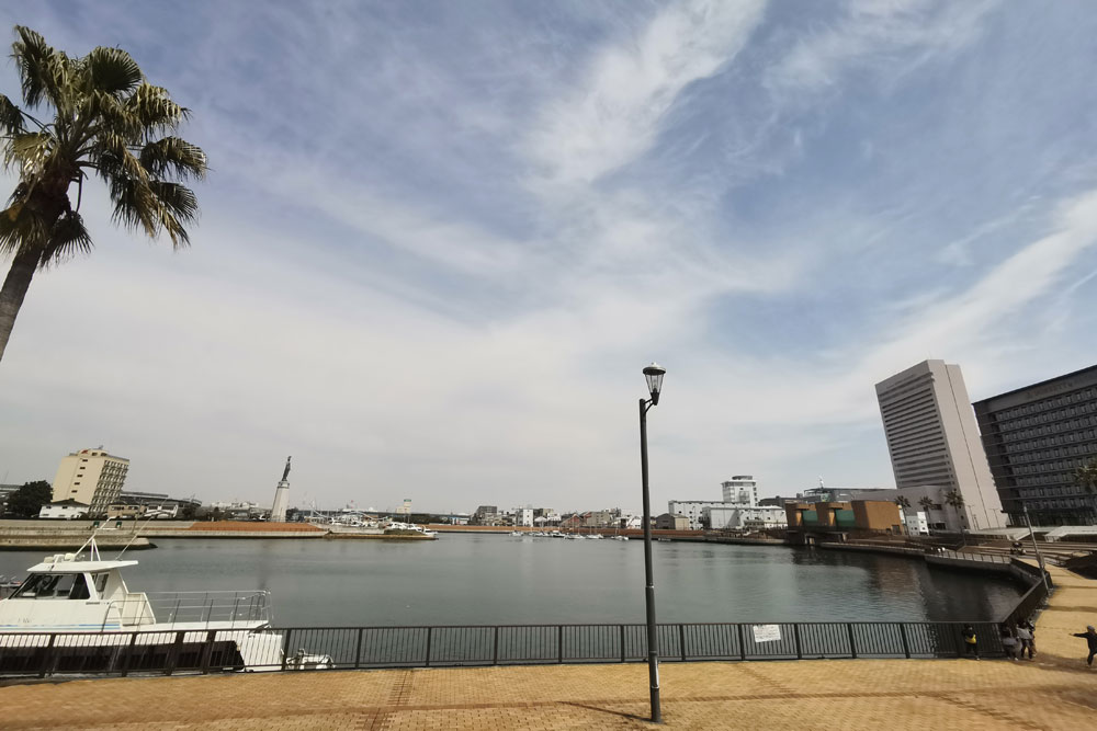 堺旧港周辺の様子 海に近い市小学校校区の立地