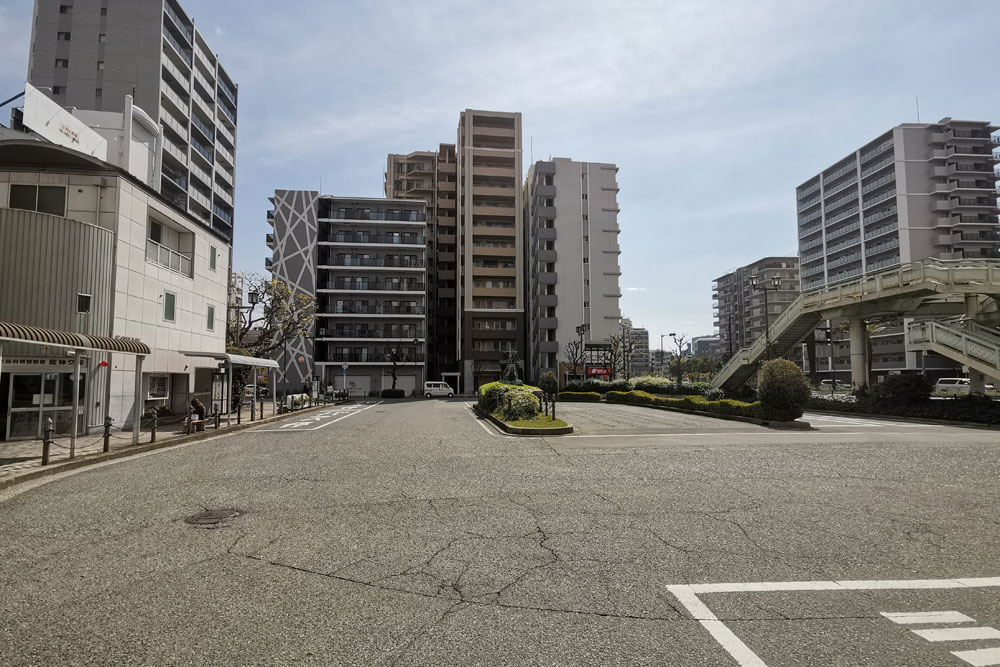 堺駅南出口周辺のマンションと街並み 市小学校校区の住宅環境