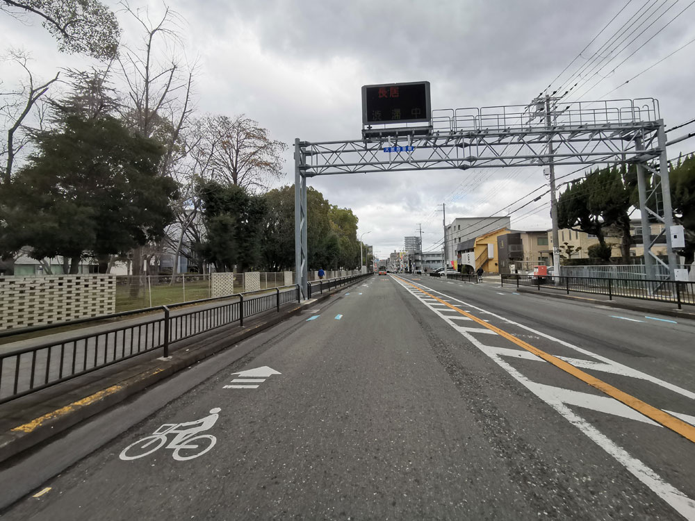 310号線（交通量と生活の近さ）