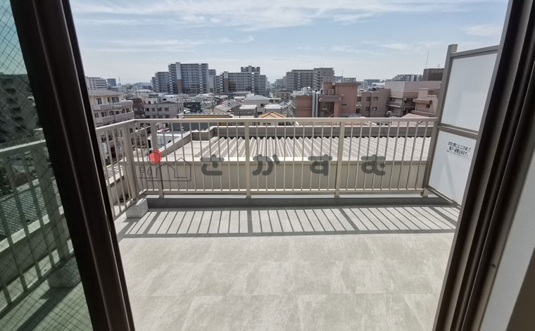 ルーフバルコニー