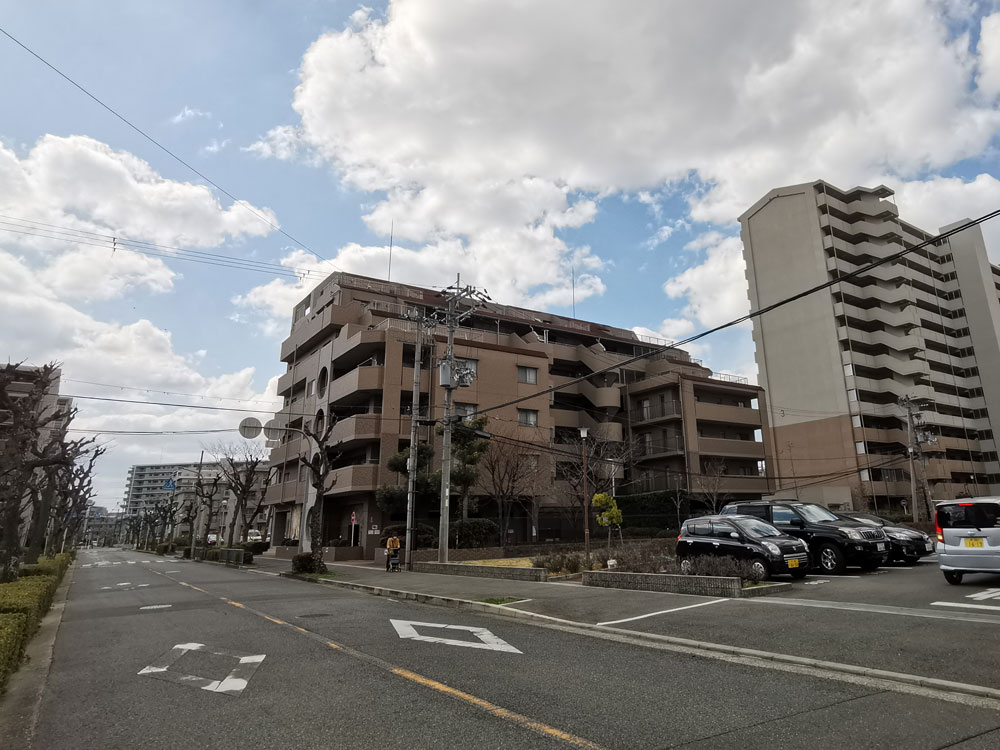 新金岡小学校校区のマンション通学路