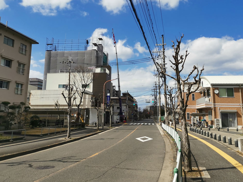 新金岡小学校前の通学路