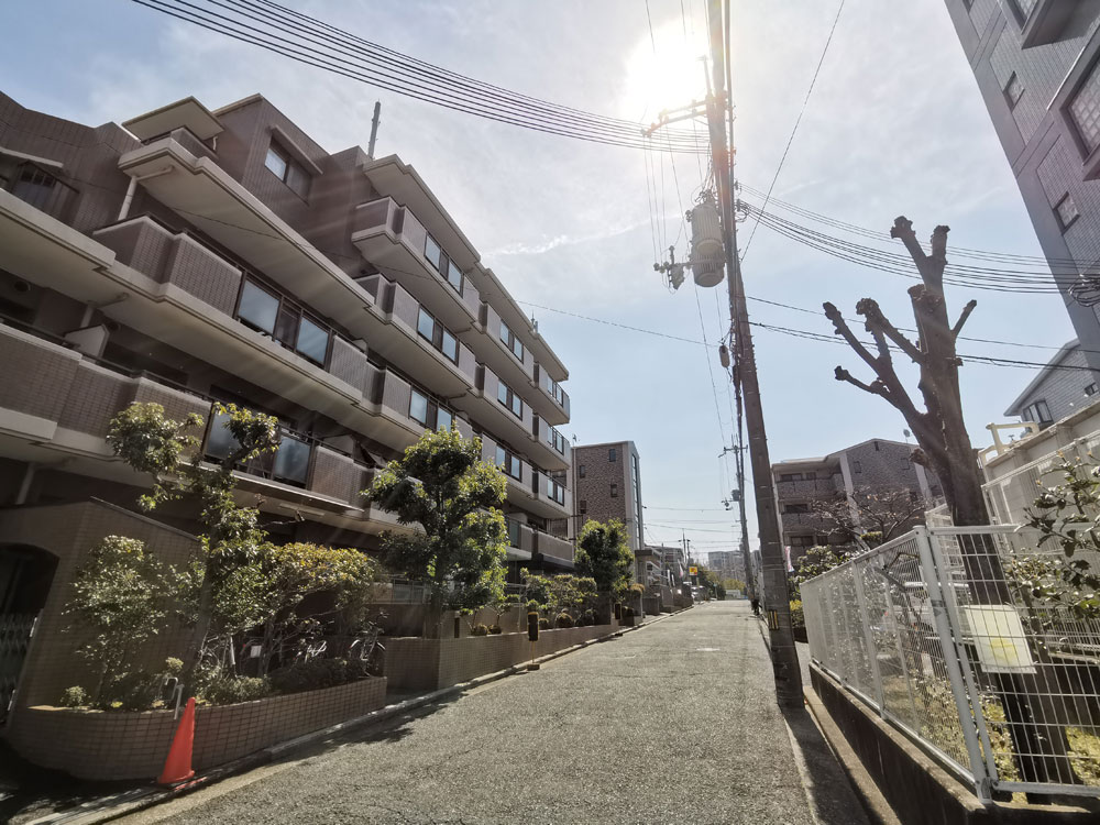 泉ヶ丘駅周辺のマンションと住宅環境